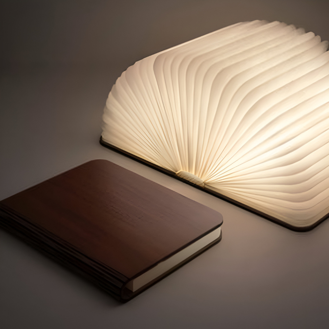 Lámpara en forma de libro