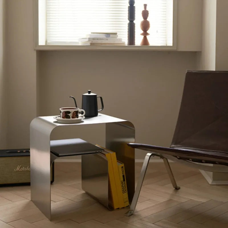 Mesa Auxiliar Vintage de Acero