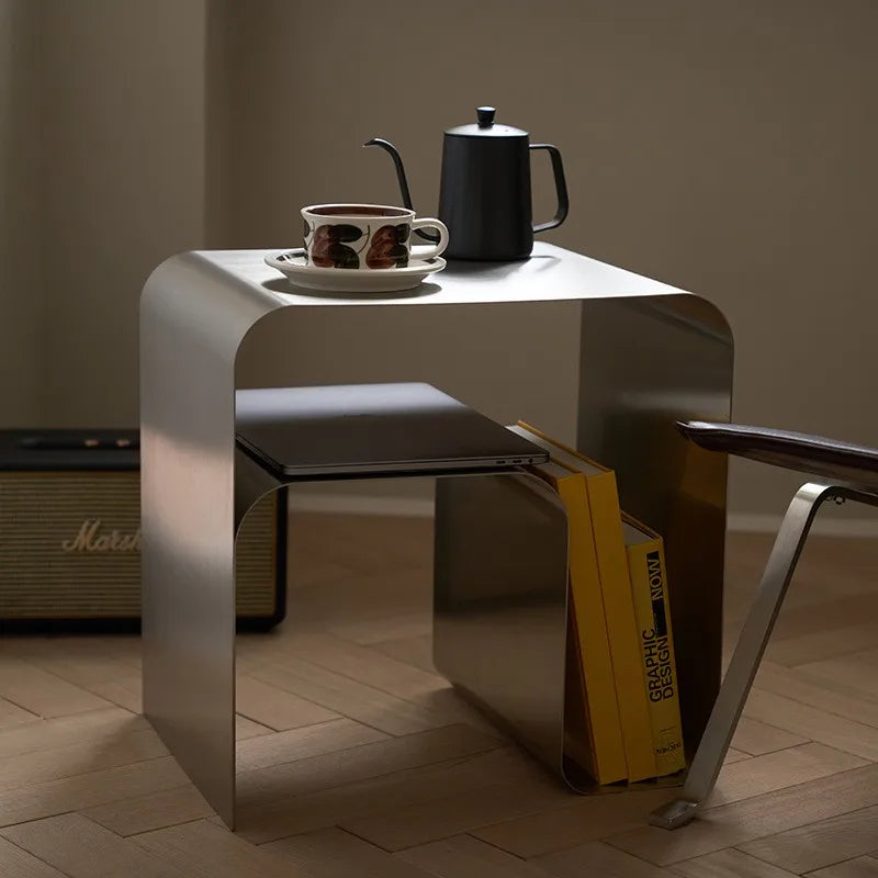 Mesa Auxiliar Vintage de Acero